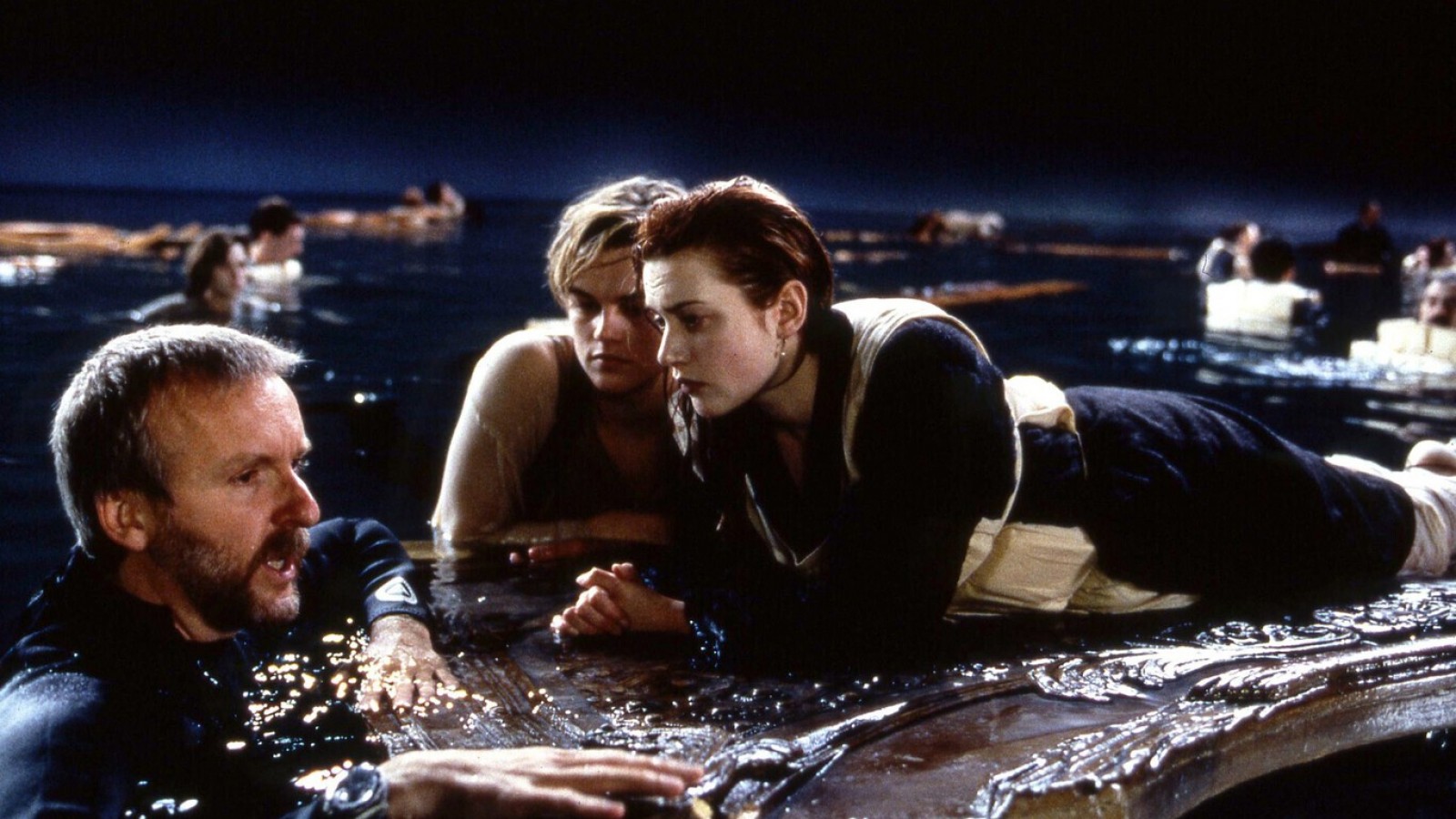 Subastan la puerta de madera donde Rose, la protagonista de Titanic, salva su vida